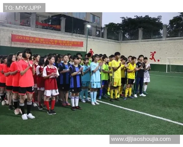 成都草根足球崛起助力青少年成长与社区团结的新篇章
